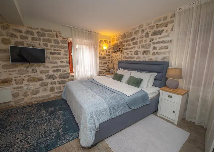 Antika Guesthouse