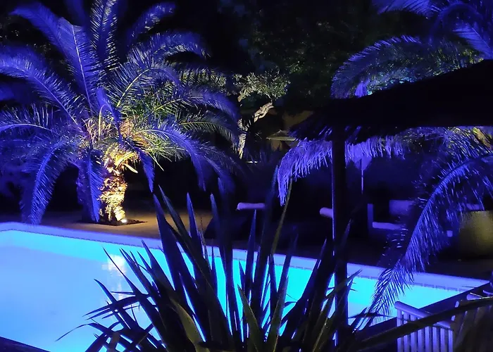 Maison Prestige Saint Tropez By Roberto Geissini Grimaud