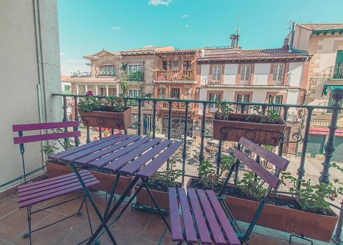 Miraflores de la Sierra Hotels