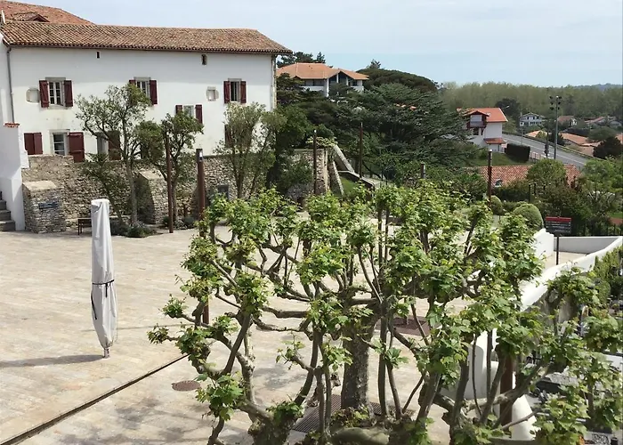 Hotel Restaurant Elissaldia Bidart