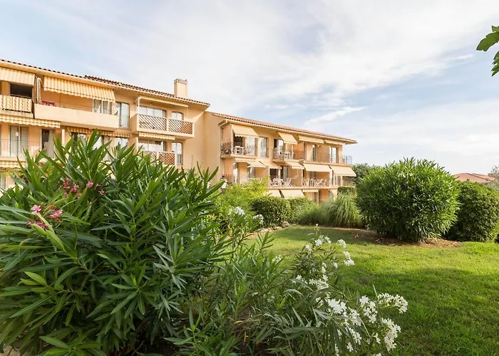 Résidence Pierre&Vacances Eden Parc Saint-Tropez