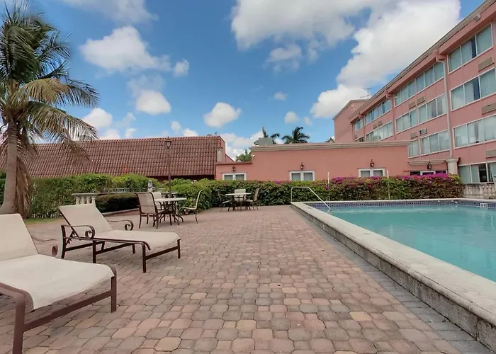 Miami Gardens Inn & Suites