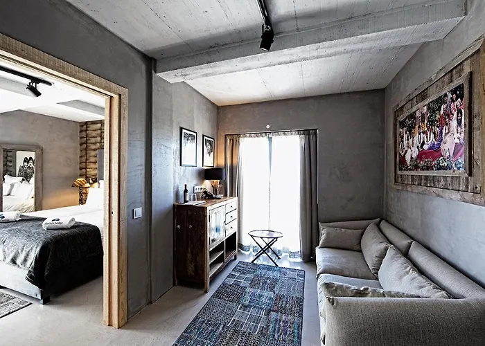 Surfers Lodge Peniche Ferrel 