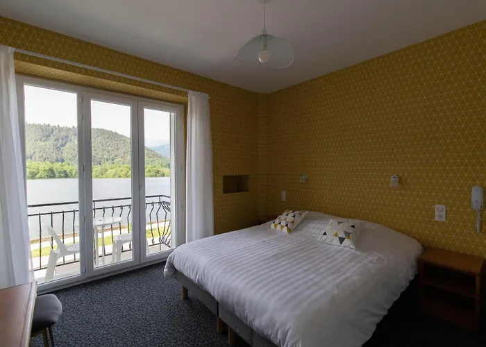 Hotel Bellevue Chambon-sur-Lac
